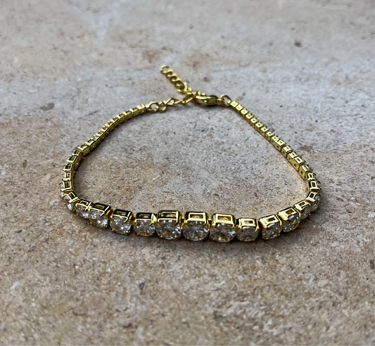 Tennis bracelet in Gold