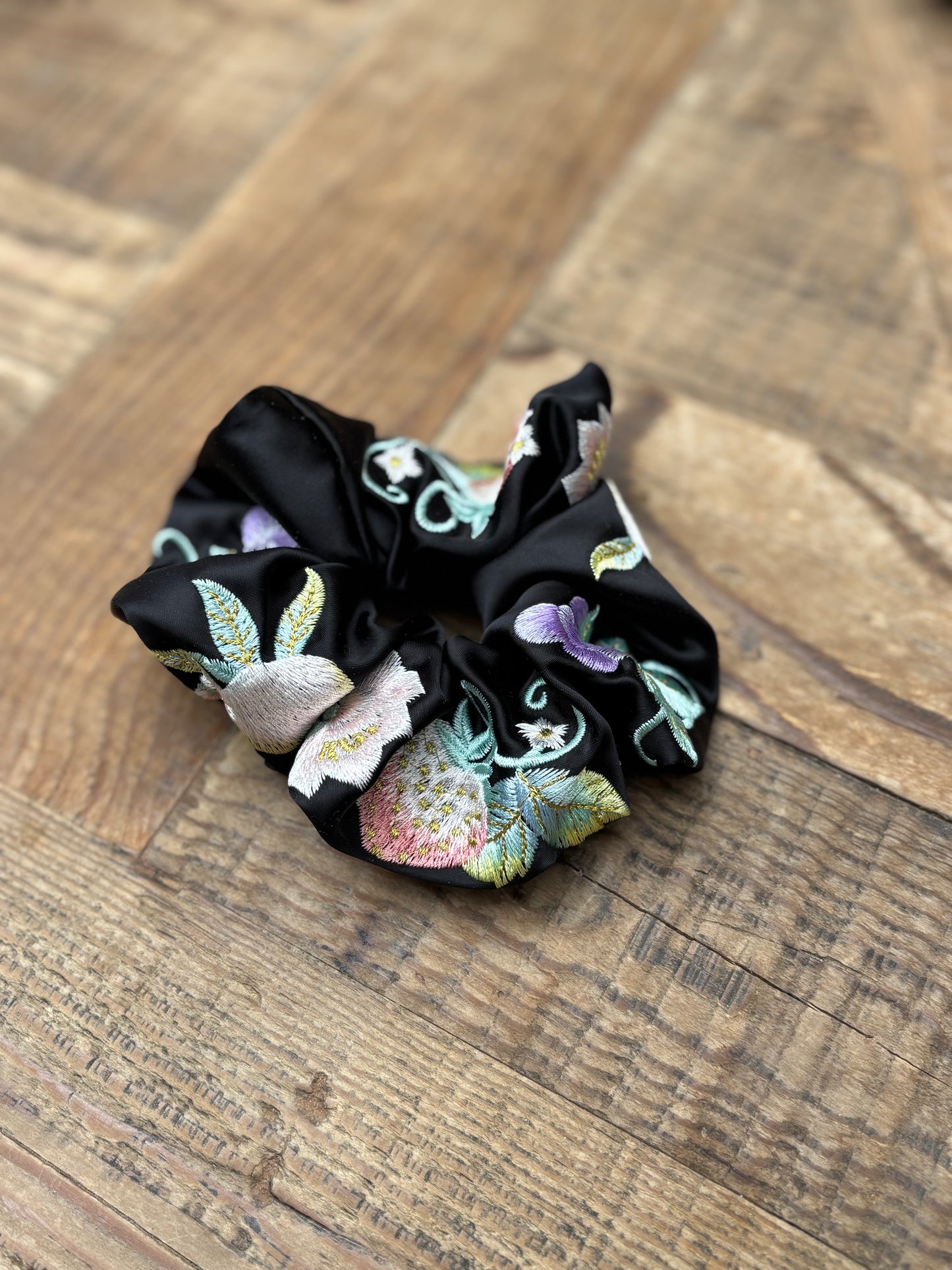 Embroidered Silky Scrunchie in Black