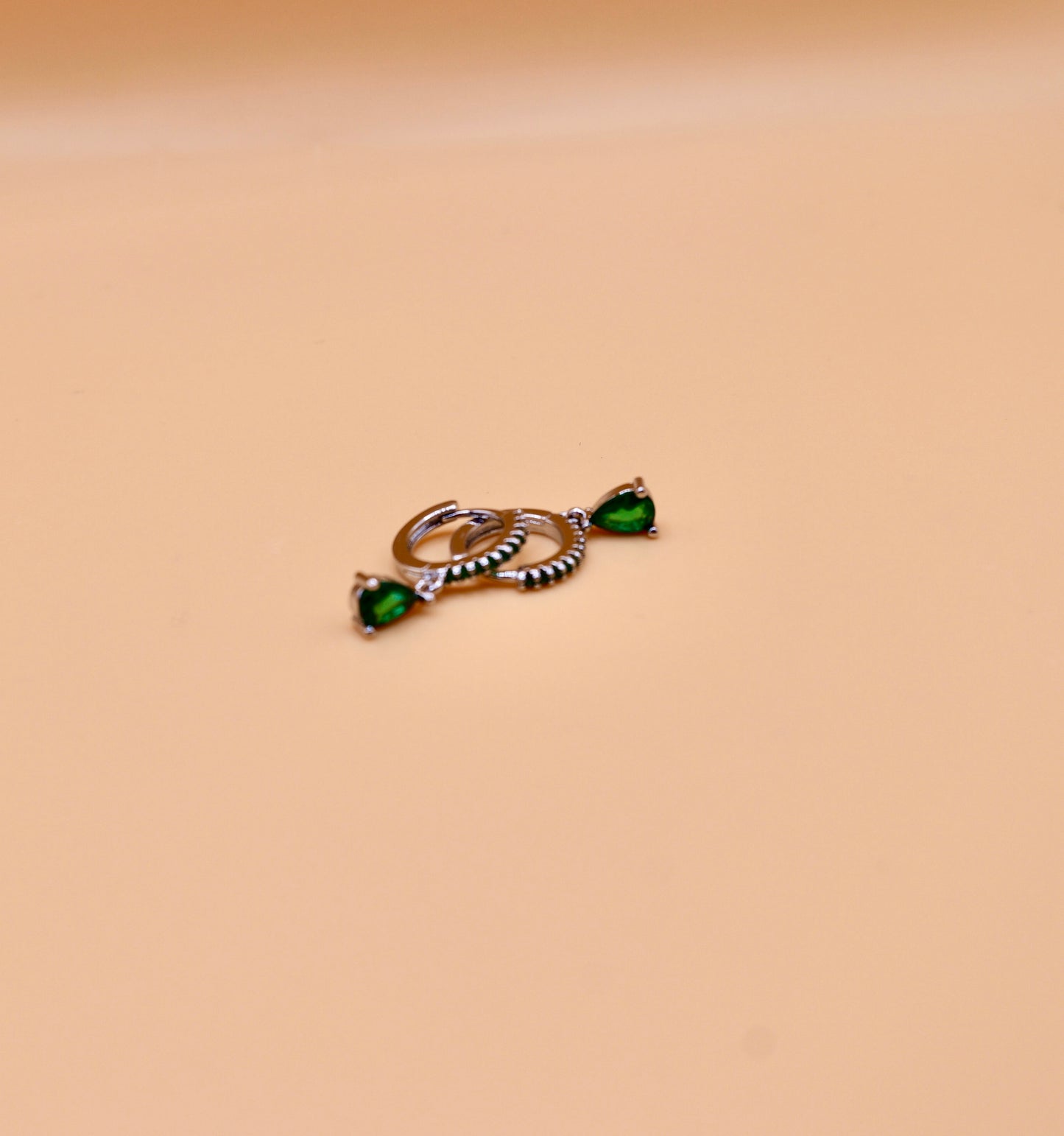 "Stepanie" Huggie earrings in Silver and green