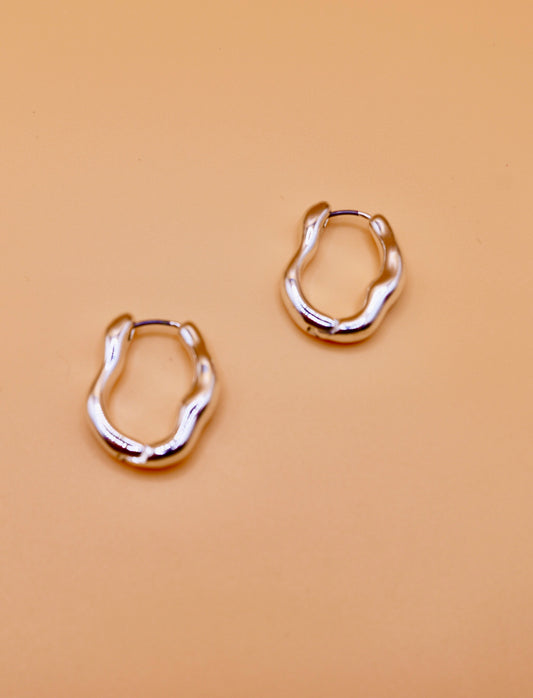 "Alison" Wobbly hoops - Silver