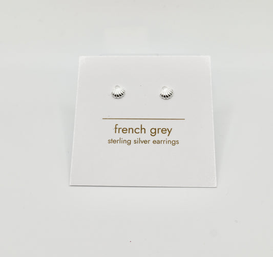 Sterling silver shell earrings - Silver