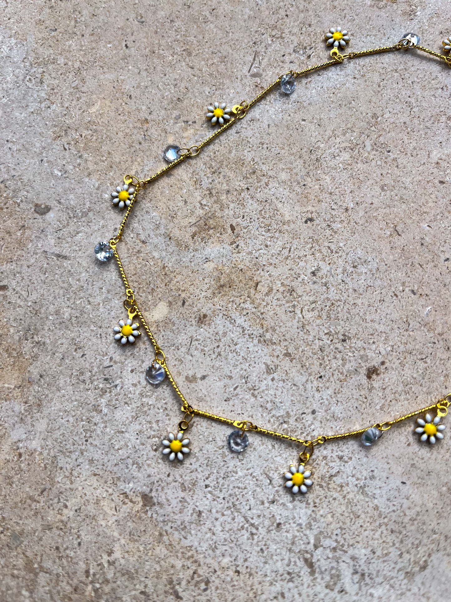 Daisy gold charm necklace