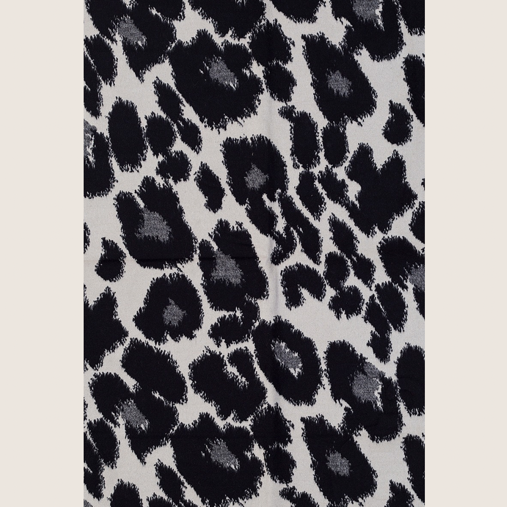 Luxe Cheetah Print Scarf - Black & White