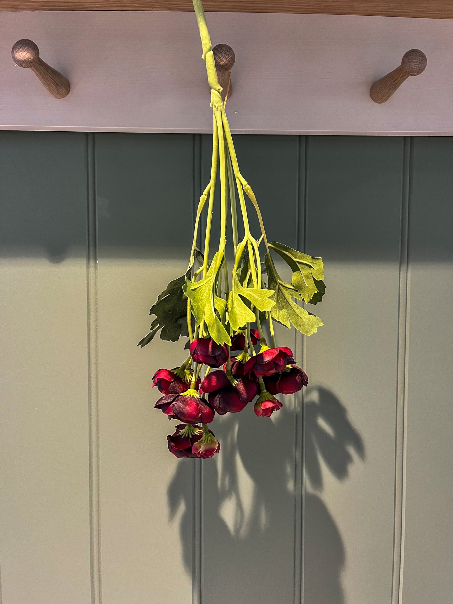 Mini Camelli Stem - Burgundy Flowers