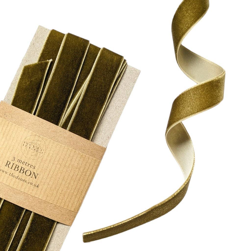 Velvet Ribbon - 16mm x 3M: Moss Green