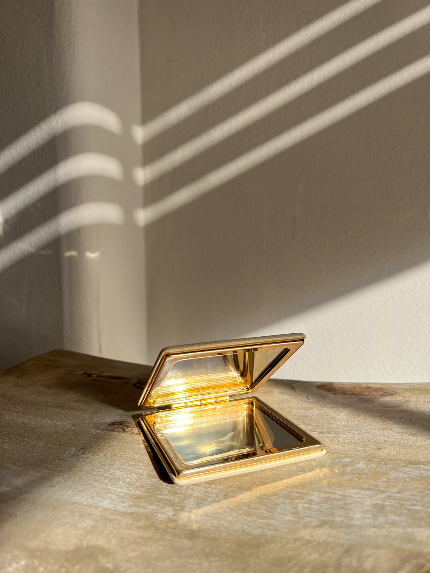 Alice Wheeler Compact mirror - Sand