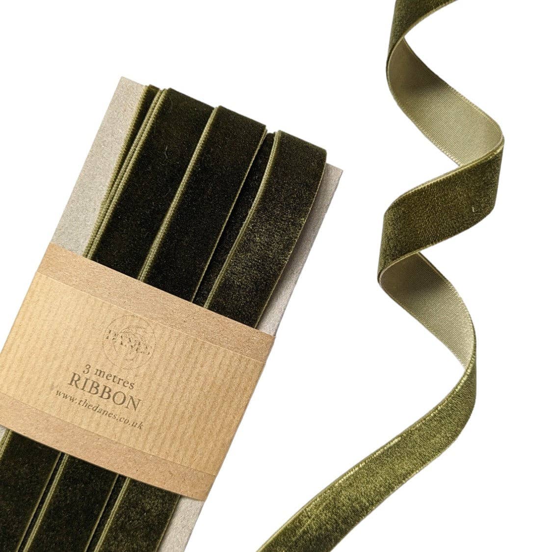 Velvet Ribbon - 16mm x 3M: Moss Green