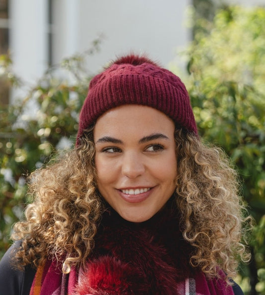 Knitted Bobble Hat - Berry