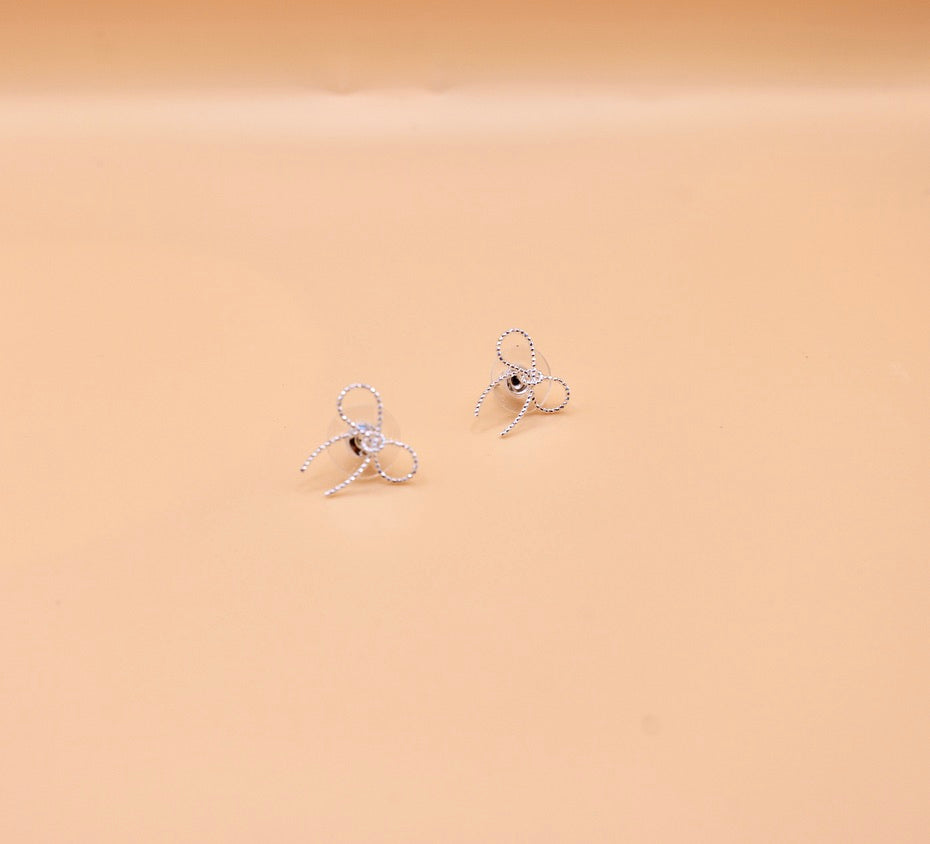 Mini "Louise" stud earrings in silver