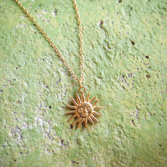 Sun Drop Pendant Necklace - Gold