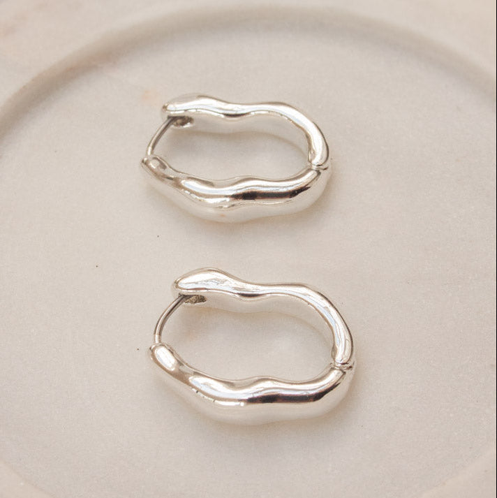 'Alison' Wavy Hoops - Silver