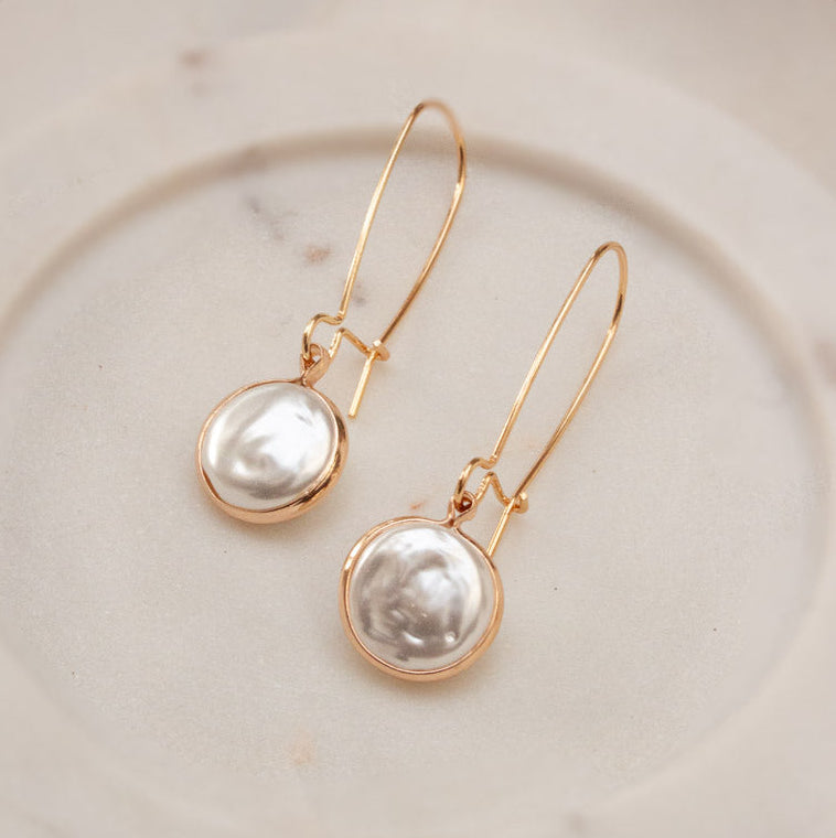 Eilidh Flat Pearl Drop Earrings - Gold