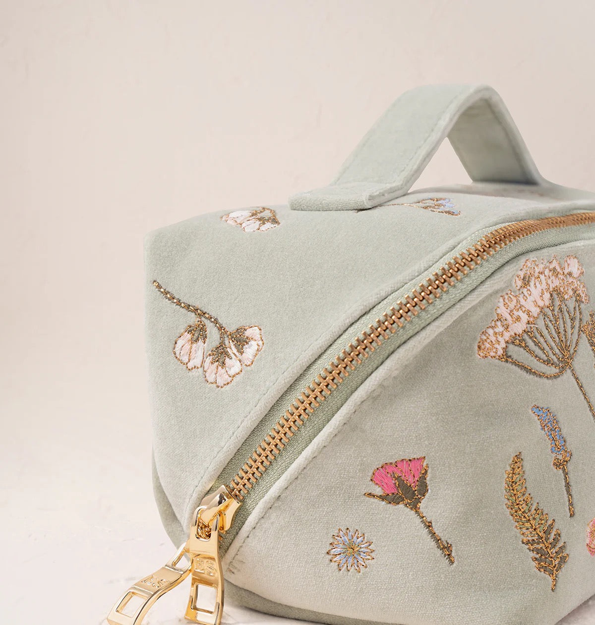 Elizabeth Scarlett Pressed Flowers Open Flat Makeup Bag