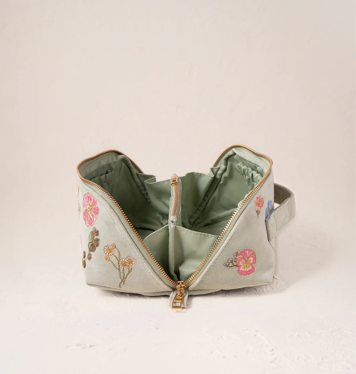 Elizabeth Scarlett Pressed Flowers Open Flat Makeup Bag