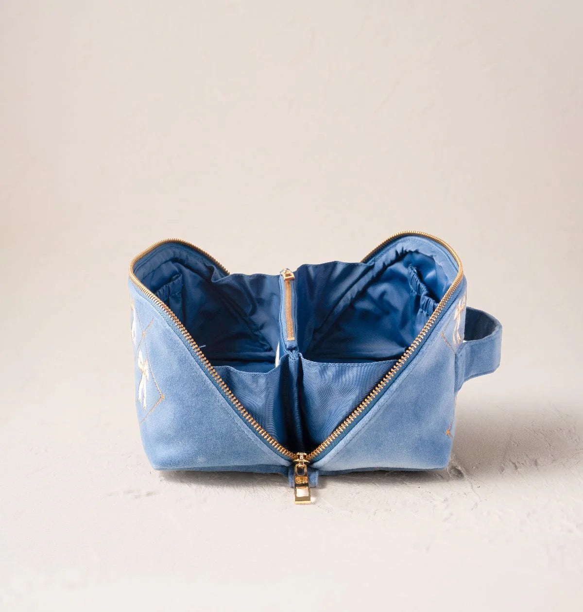 Elizabeth Scarlett Lattice Bows Open Flat Makeup Bag