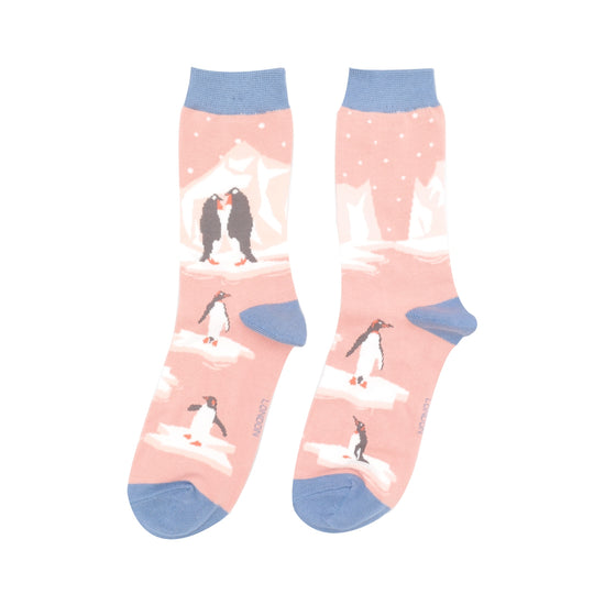 Ladies Bamboo Socks Penguins on Ice Pink